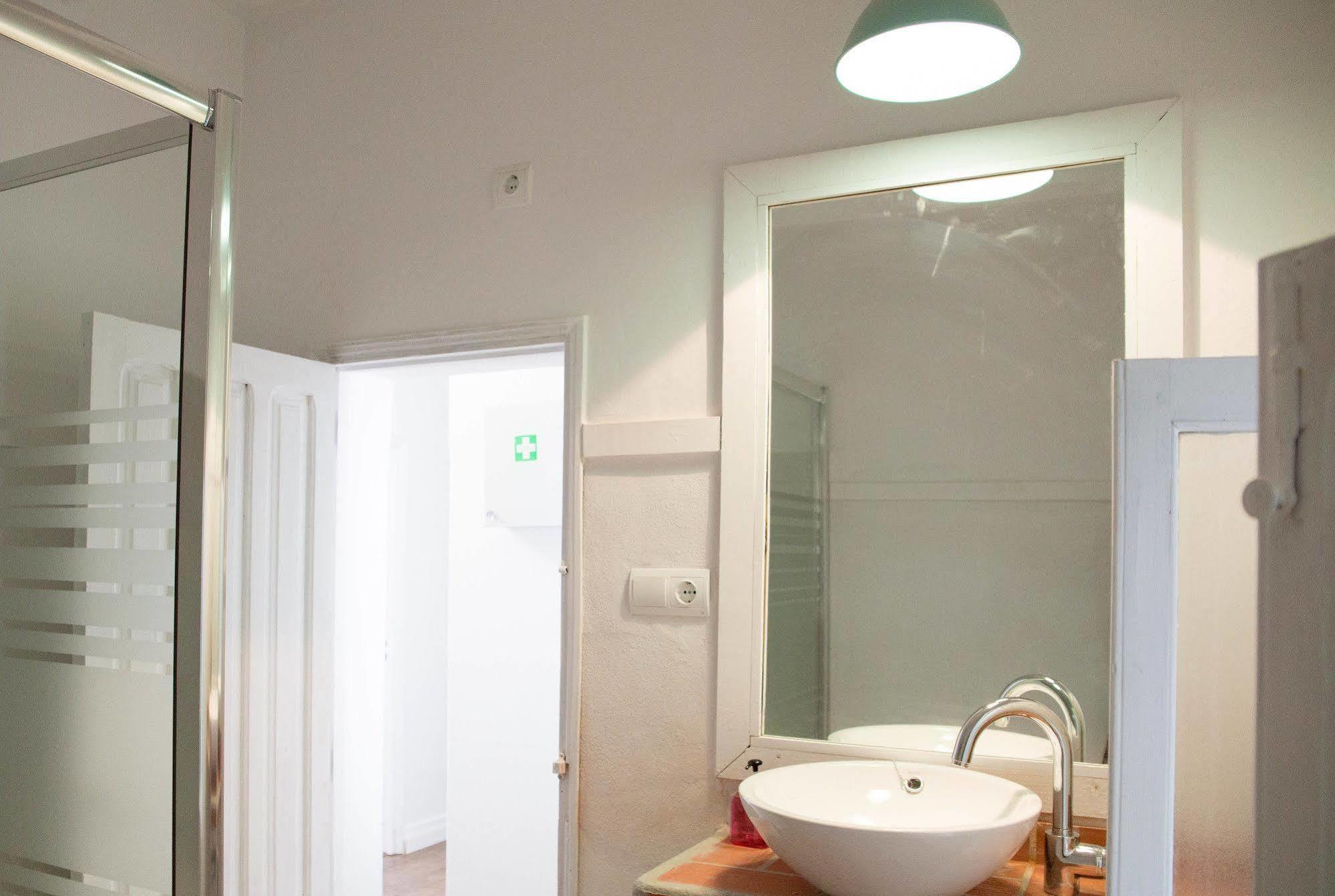 Guest House Ibiza San Antonio  Bagian luar foto